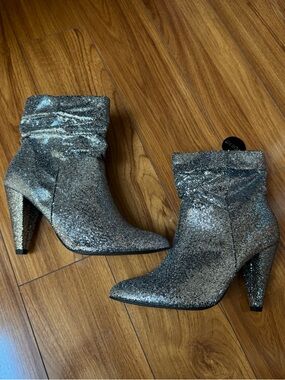 New Look Silver Heeled Boots with Glitter Finish